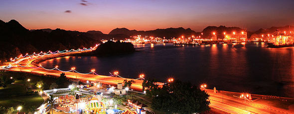 Muttrah Corniche in Muscat by flickr user canon_shooter92