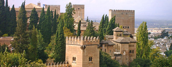Alhambra in Granada by Reguera, Wikipedia