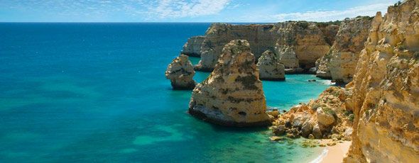 Praia da Marinha beach by Ricard12, Wikipedia,-Wikipedia