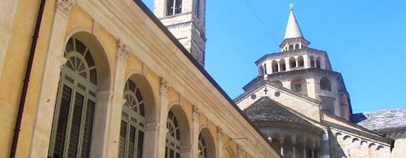 Santa Maria Maggiore University in Bergamo by MarkusMark, Wikipedia