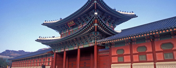 Gyeongbok Palace, Seoul by Laszlo Ilyes
